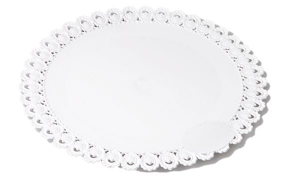 CAKE BOARD 30 CM WITH A LACE RIM