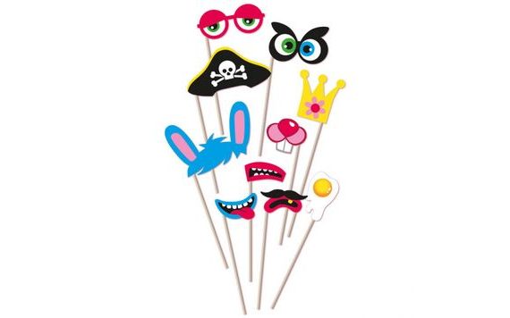 FOTOKOUTEK S REKVIZITY 10KS