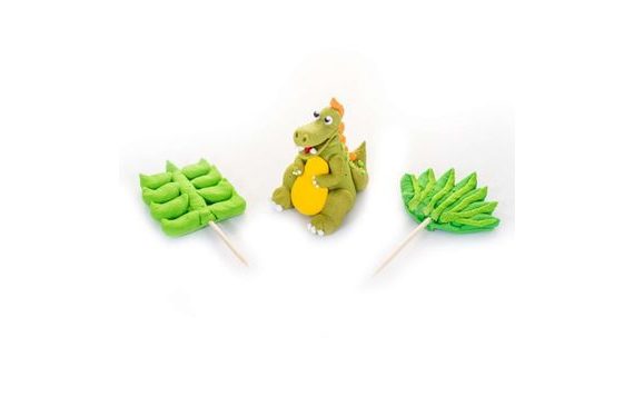 SÚPRAVA CUKROVÝCH DEKORÁCIÍ DINO – DINOSAURUS A 2 STROMČEKY