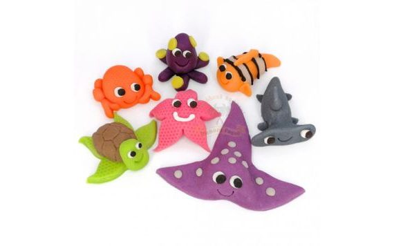 PRÍLEŽITOSTNÉ FIGÚRKY MORA – 7 KS