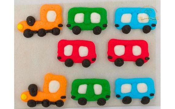 CUKROVÉ DEKORÁCIE VLÁČIK – MAŠINKA A VAGÓNIKY