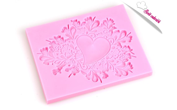 SILICONE 3D MOULD HEART IN FLOWERS