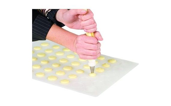 SILICONE MOULD FOR MACAROONS - 48 ROUNDS - 30X40 CM