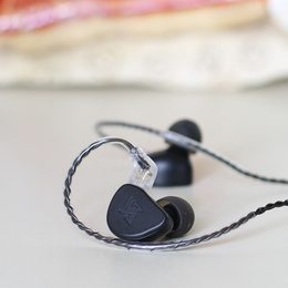 Auglamour F300 - sluchátka s odpočinkovým zvukem i ergonomií