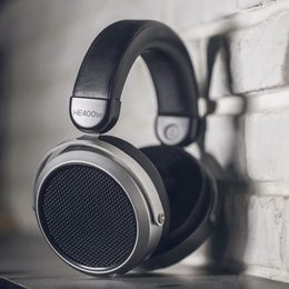 HiFiMAN HE400SE - co se mění a co zůstává
