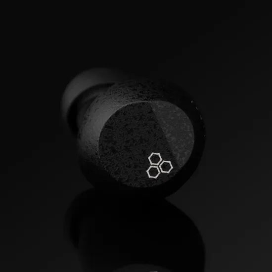 Final Audio ZE3000 SV - černá (rozbaleno)