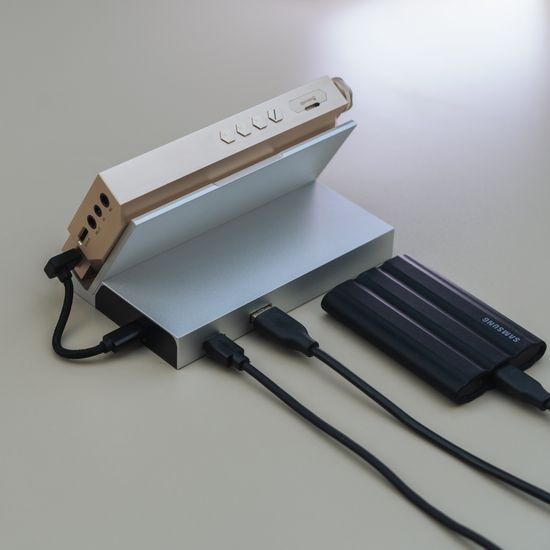 HiBy CR06mini - stříbrná