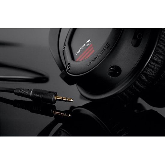 Beyerdynamic Custom One Pro Plus Black (rozbaleno)