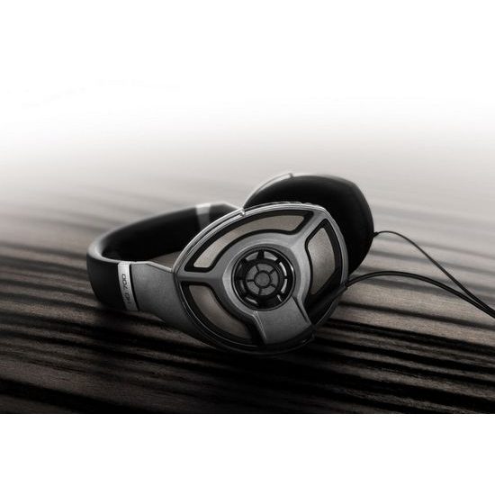 Sennheiser HD 700