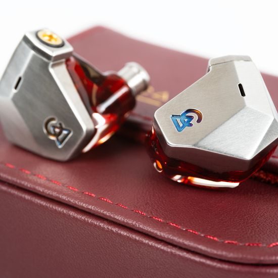 Campfire Audio Grand Luna (rozbaleno)