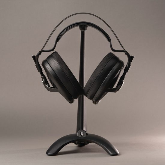 Meze Manta - stojan na slúchadlá, čierny