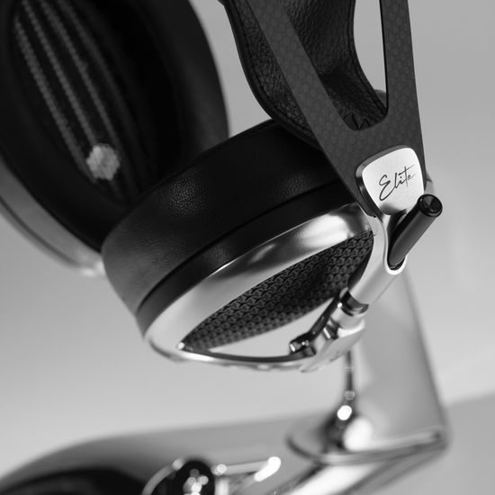 Meze Audio Elite Winter Bundle