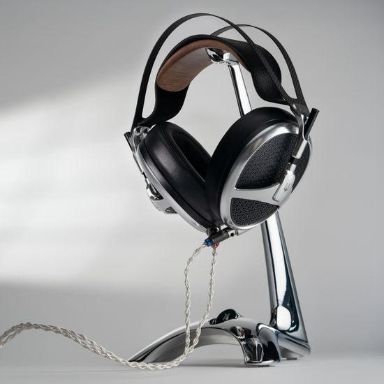 Meze Audio Elite Winter Bundle