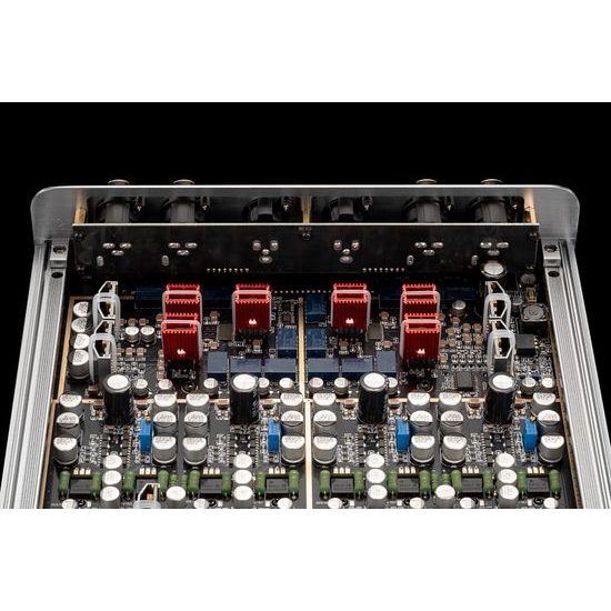 Burson Audio Soloist GT4 MAX R220