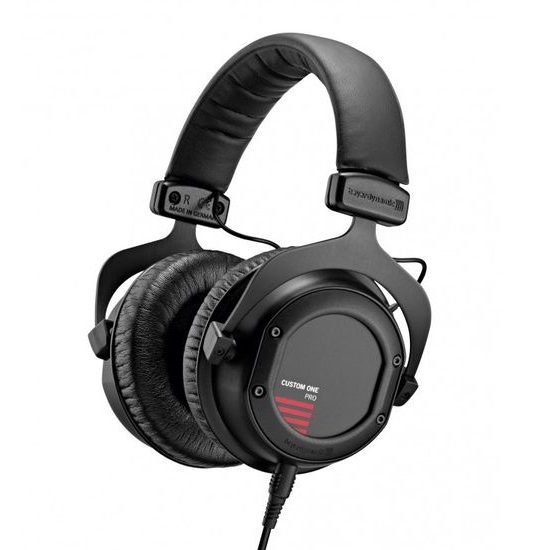 Beyerdynamic Custom One Pro Plus Black