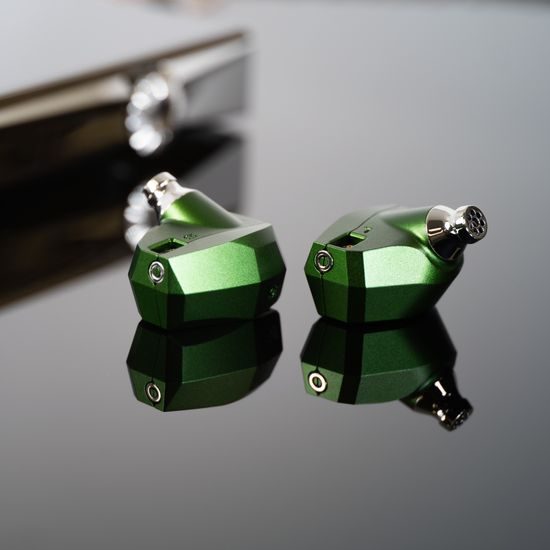 Campfire Audio Andromeda 10