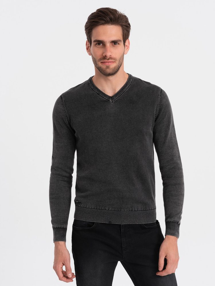 Elegantný sveter s v-výstrihom pre mužov čierny