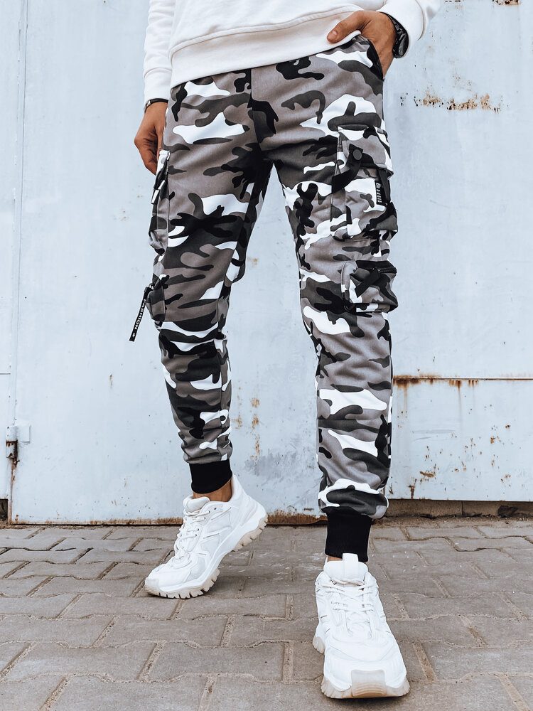 Trendy jogger kapsáčové nohavice pre pánov maskáčové- biele