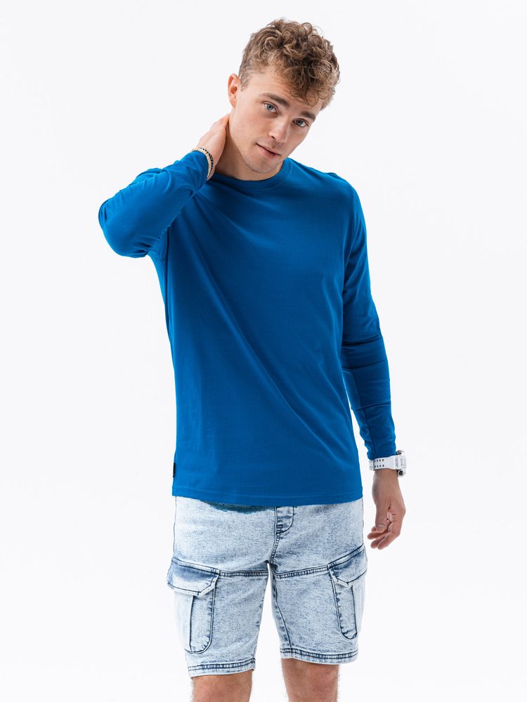 Pohodlné tričko s dlhým rukávom bez potlače svetlo modré-muži