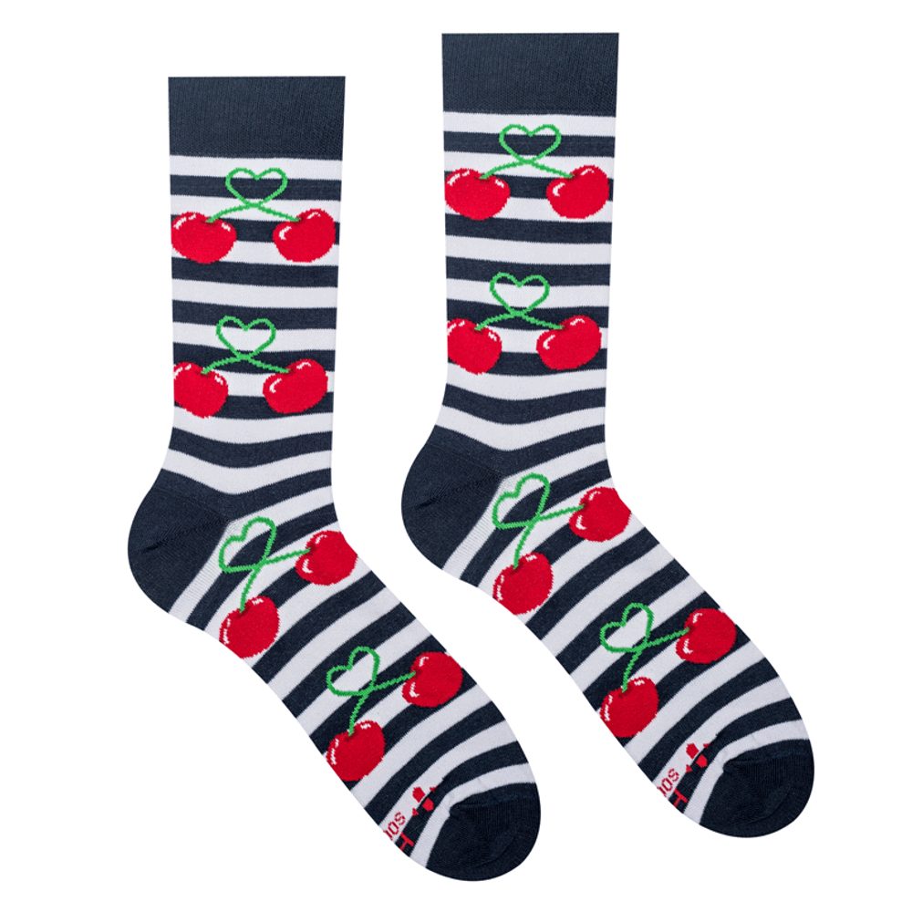 E-shop Ponožky s nádherným motívom Čerešne