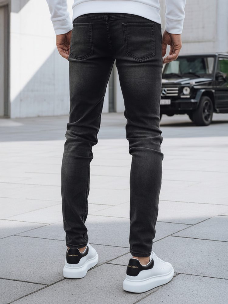 Trendy jeansy s lebkami čierne