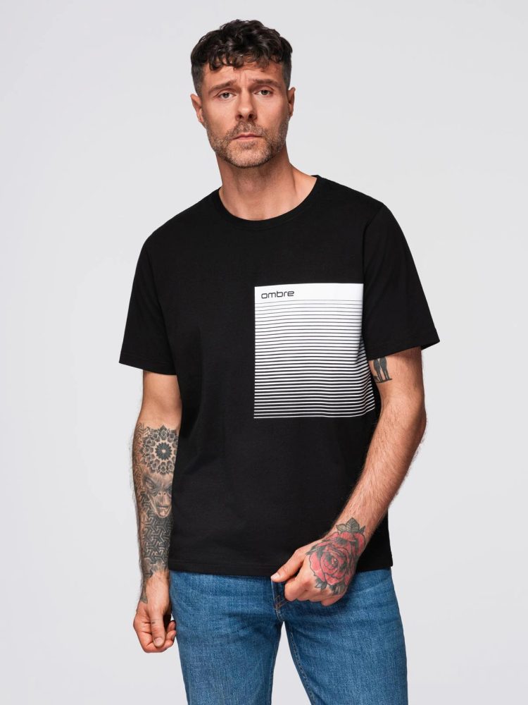 E-shop Čierne pánske tričko s trendy potlačou V2 TSPT-0246