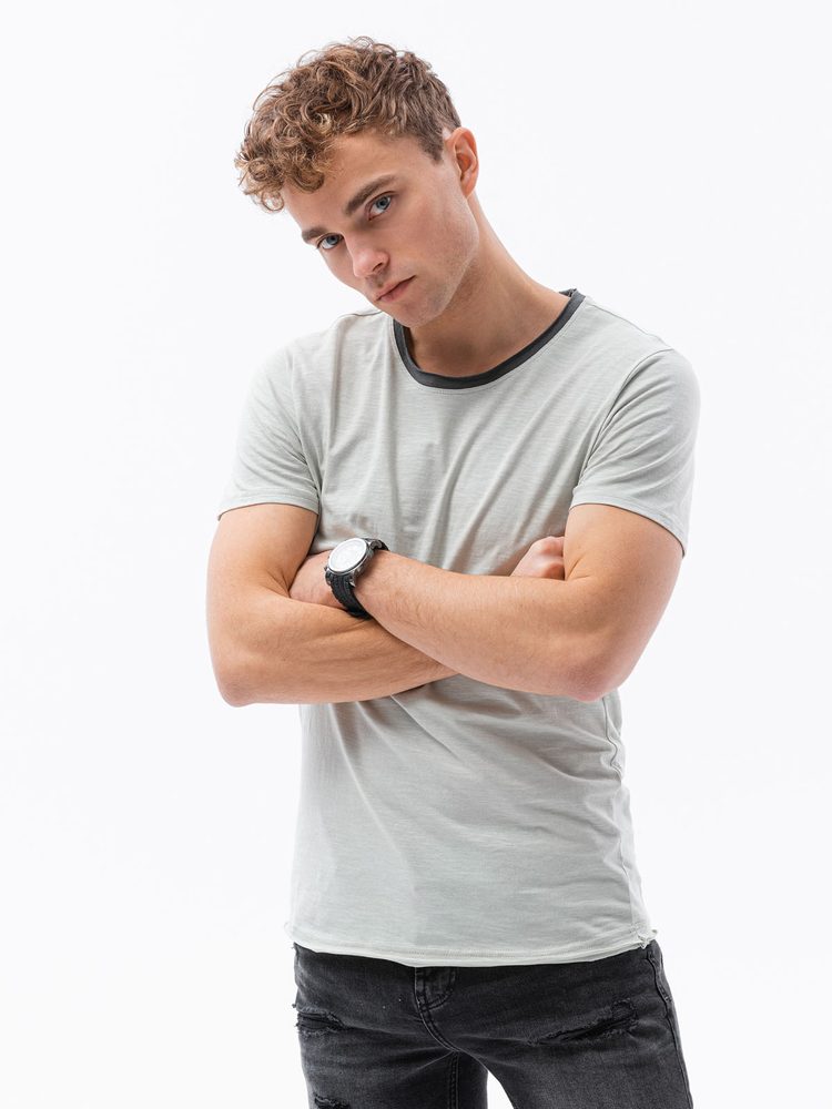 Pohodlné tričko s krátkym rukávom bez potlače svetlo šedé-pre mužov