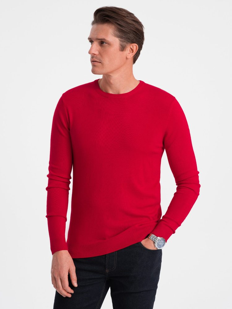 E-shop Klasický červený sveter s okrúhlym výstrihom V5 SWBS-0106
