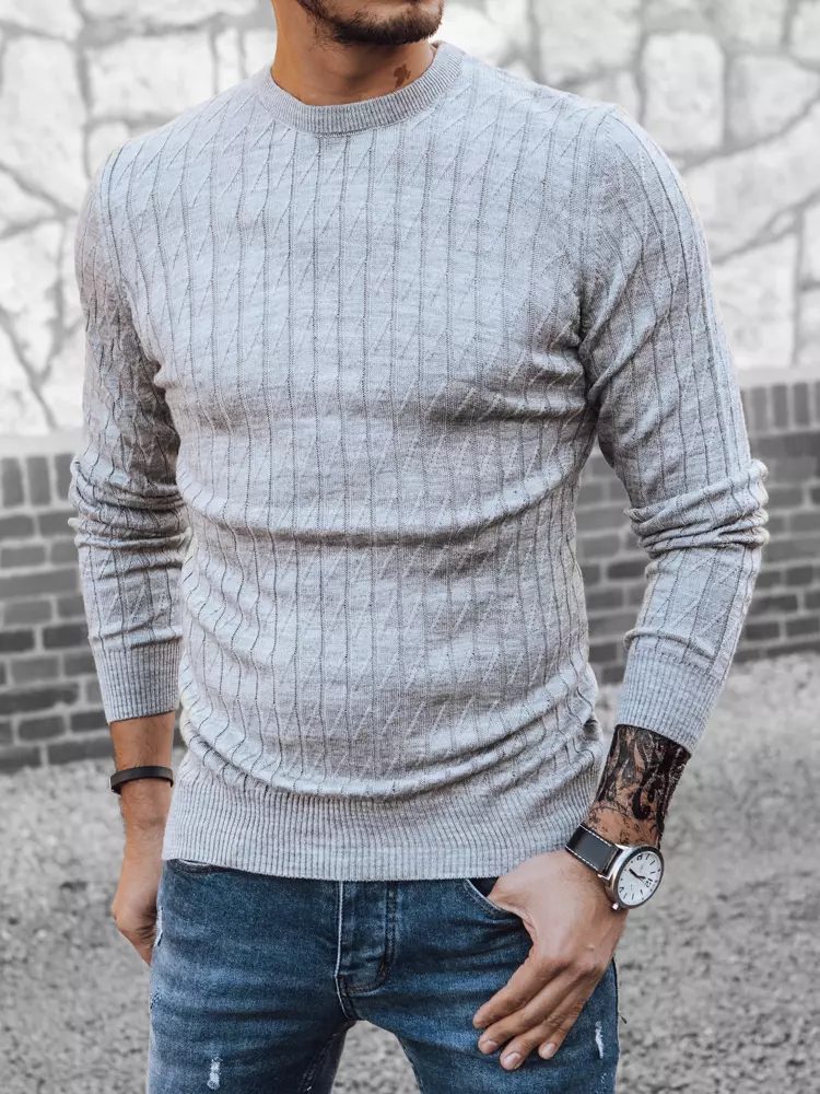 Trendový pletený pánsky svetlošedý sveter