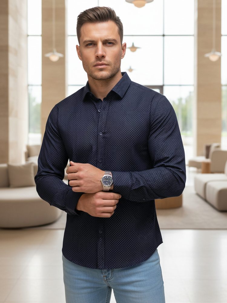 Trendy košeľa pre mužov s drobným vzorom granátová