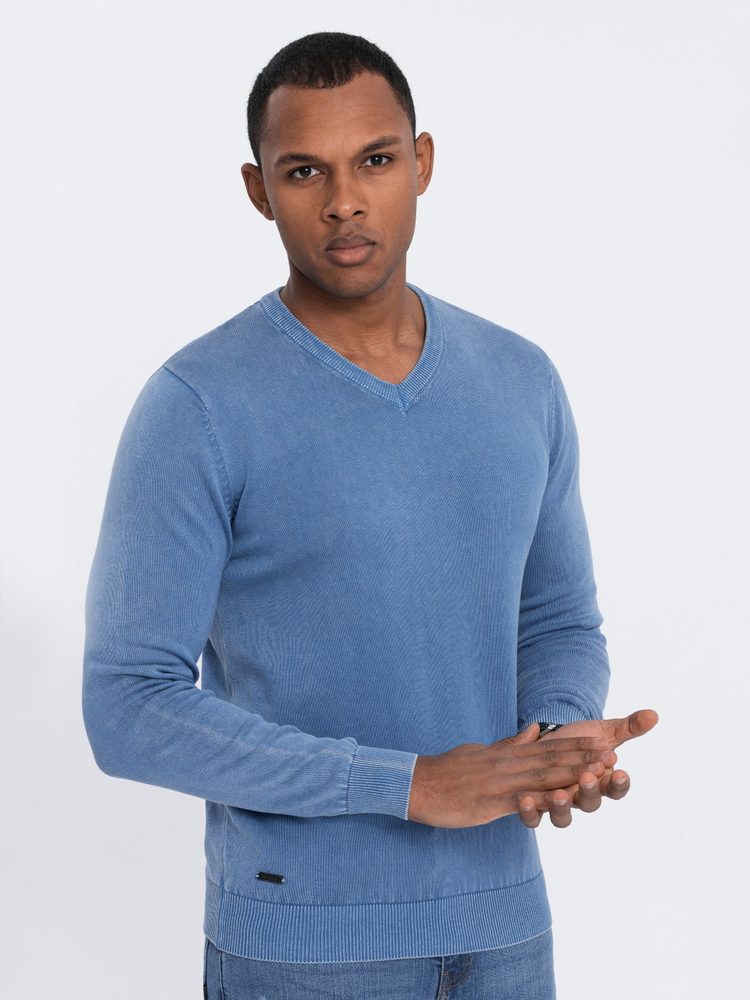 Elegantný sveter s v-výstrihom pre mužov modrý