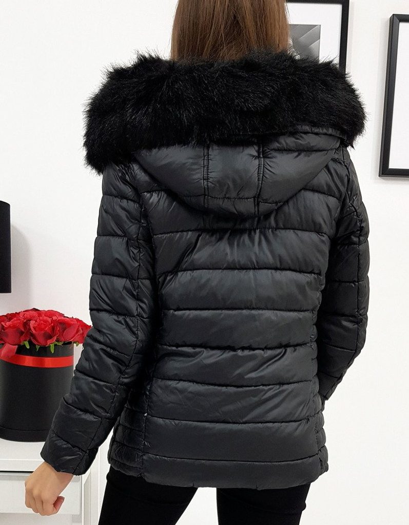 Čierna dámska zimná bunda SARA prešívaná - Budchlap.sk