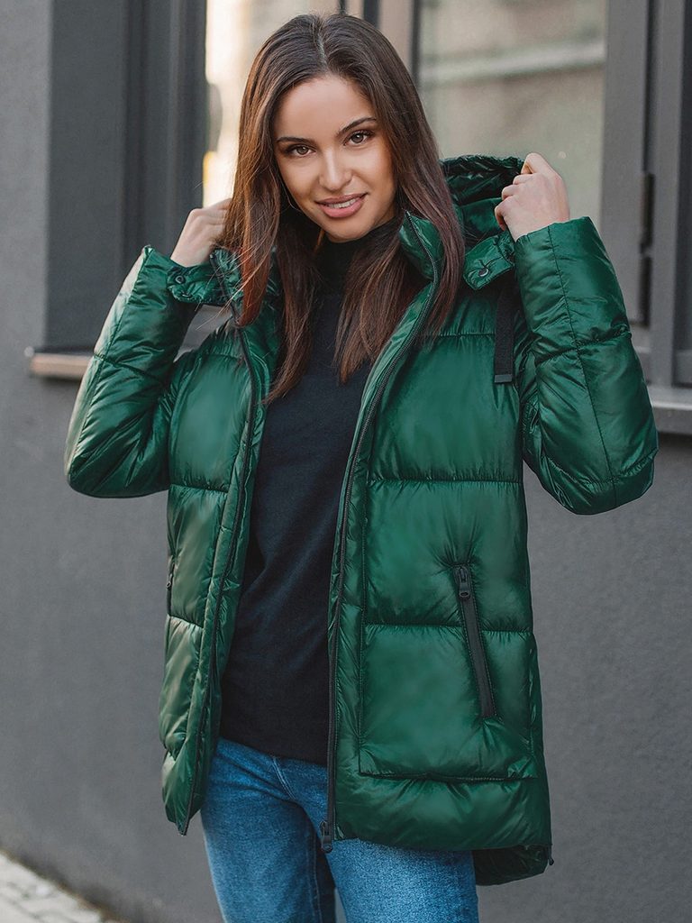Neobyčajná dámska zimná bunda v tmavo zelenej farbe O/M1552/38Z -  Budchlap.sk