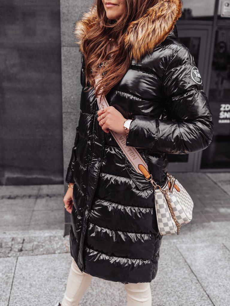 Originálna dámska zimná bunda v čiernej farbe CLR018 - Budchlap.sk
