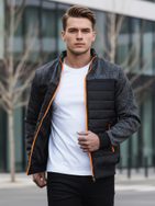 Zaujímavá čierna prechodná bunda