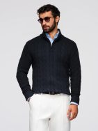 Vzorovaný sveter pre pánov čierny V2 OM-SWZS-0138