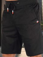 Pohodlné čierne kraťasy s logom