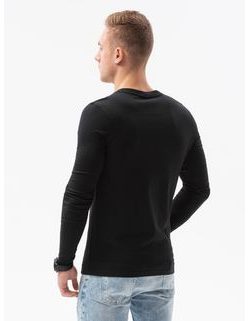 Jedinečné čierne tričko s dlhým rukávom L134