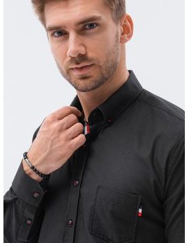 Štýlová čierna košeľa s dlhým rukávom K643