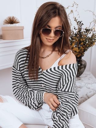 Jednoduchý dámsky sveter v šedej farbe Dezi