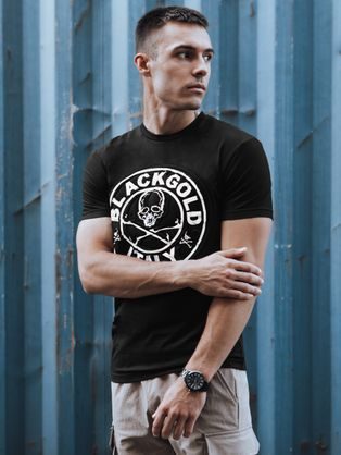 Bavlnené pánske tričko čiernej farby s prešívaním