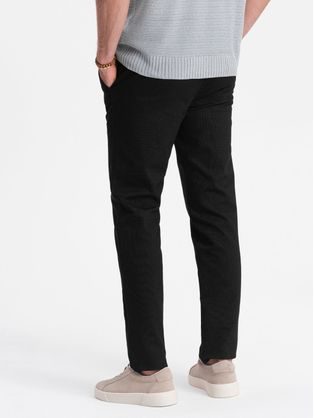Pánske čierne klasické chinos nohavice s jemnou textúrou V5 PACP-0188