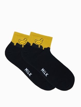 Originálne dámske ponožky v čiernej farbe Banán ULR104