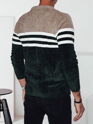 Základný čierny sveter s v-výstrihom