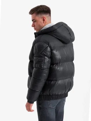 Čierna zimná bunda s kapucňou