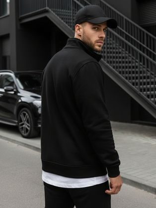 Moderná čierna jednoduchá mikina