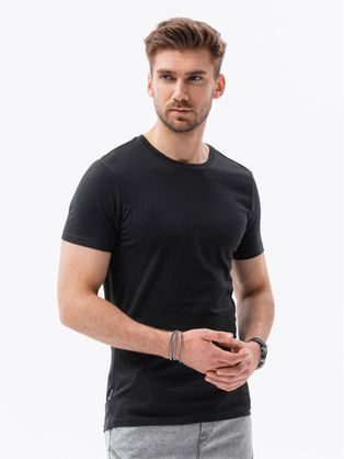 Jednoduché tričko v čiernom prevedení S1370