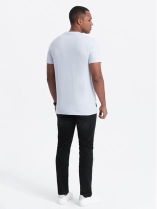 Trendy pánske biele tričko s V-výstrihom V1 TSCT-0106