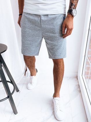 Sivé kraťasy pre pánov s nápisom