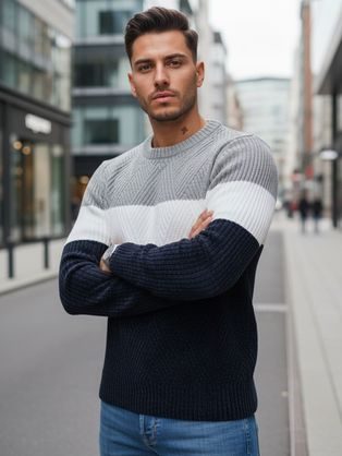 Pruhovaný trojfarebný pánsky sveter